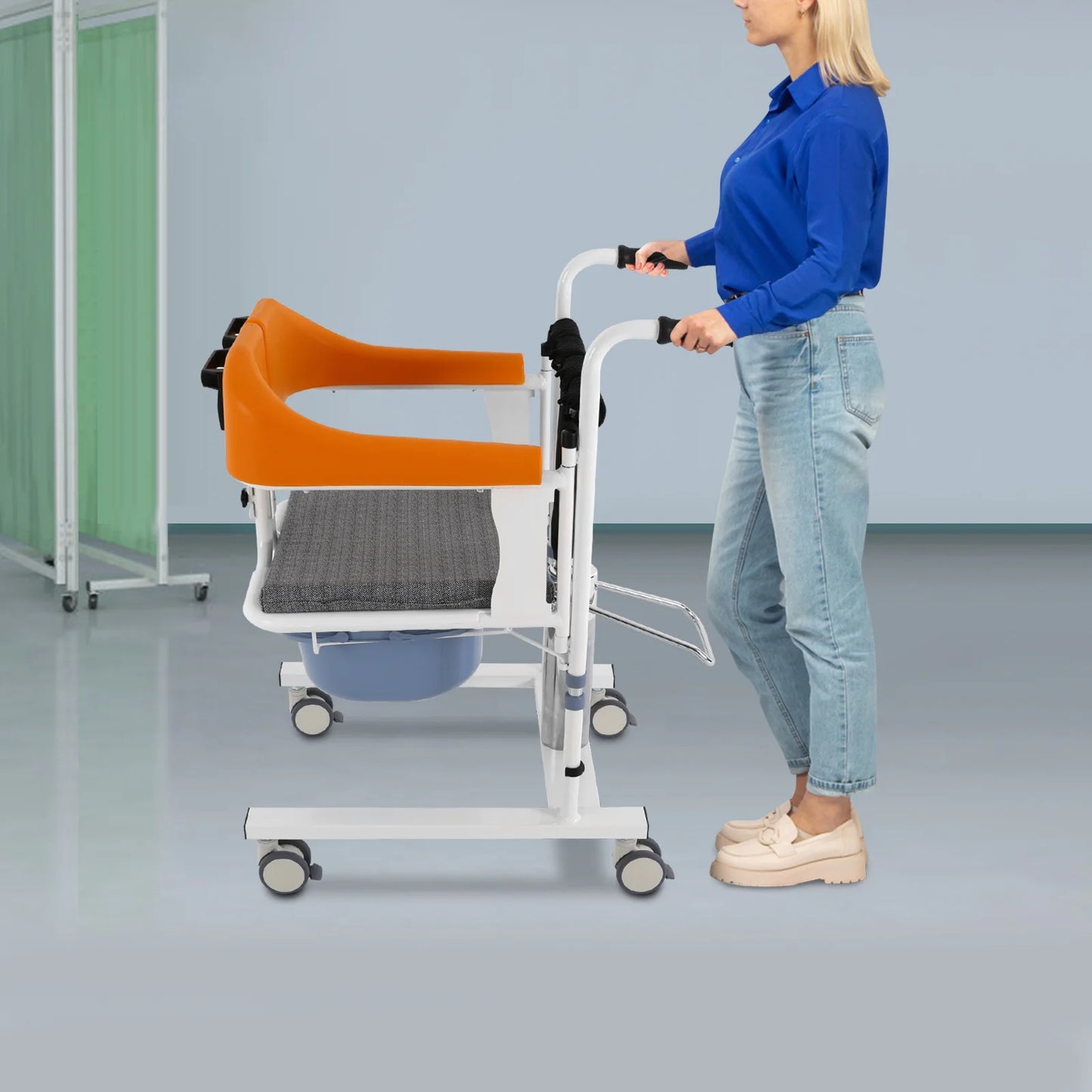 Hydraulic Patient Transfer Chair Height Adjustable Up To 100 Kg Lockable Wheels 180 Degree Divided Seat For Sick Elderly