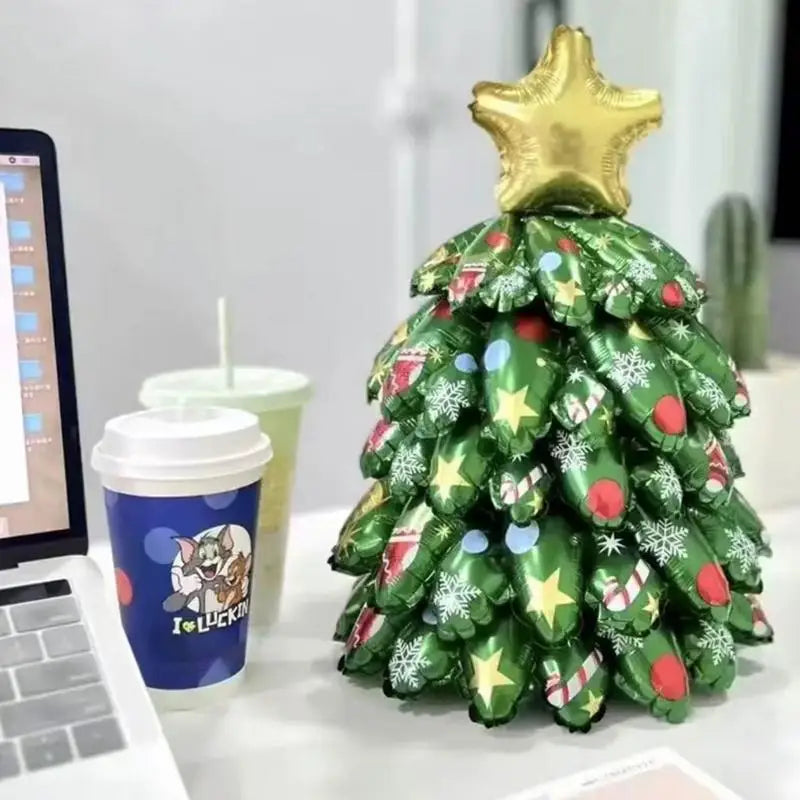 Christmas Tree Balloon Light Up Inflatable Christmas Tree Festive Indoor Ornament Cartoon Pine Tree Display for Winter New Year